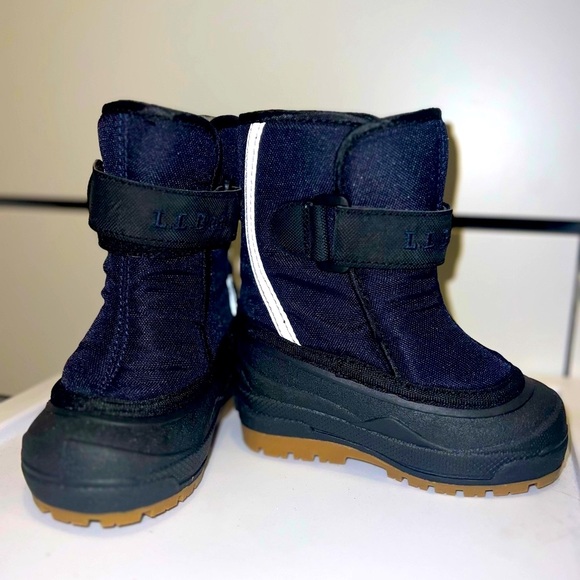 LL Bean Toddler Snow Boots - Picture 2 of 4